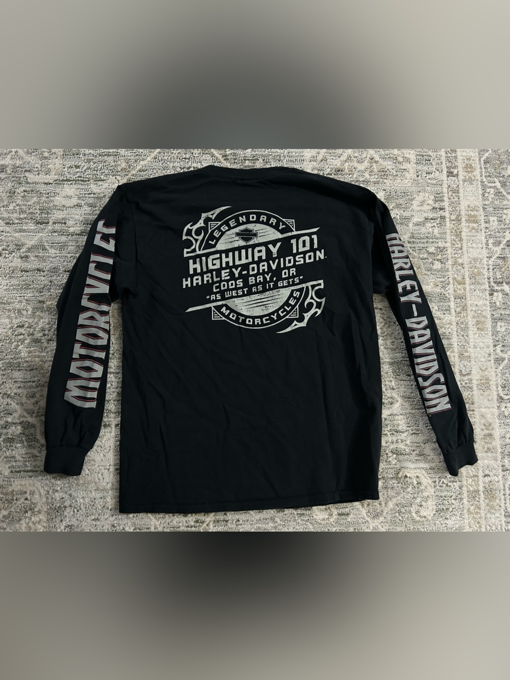 Large size Harley-Davidson Black Long-Sleeve Pocket Tee with Sleeve Logo - Picture 5 of 6